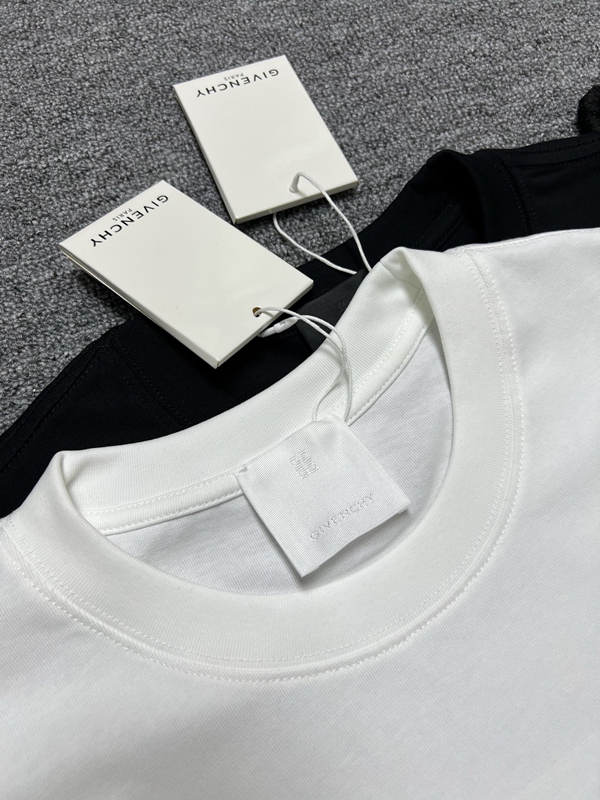 ブランドTシャツ素材ディテール